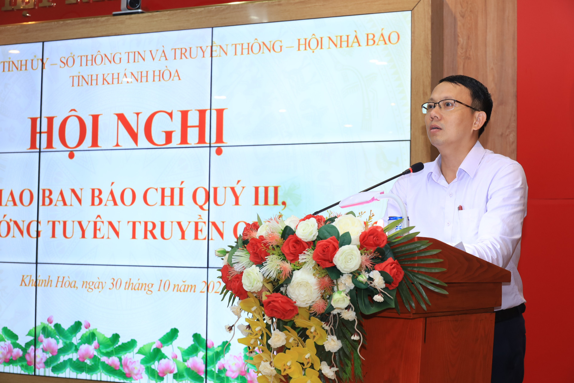 Ông Nguyễn Thanh Hà - Chánh Văn phòng UBND tỉnh cung cấp thông tin về một số vấn đề dư luận quan tâm.