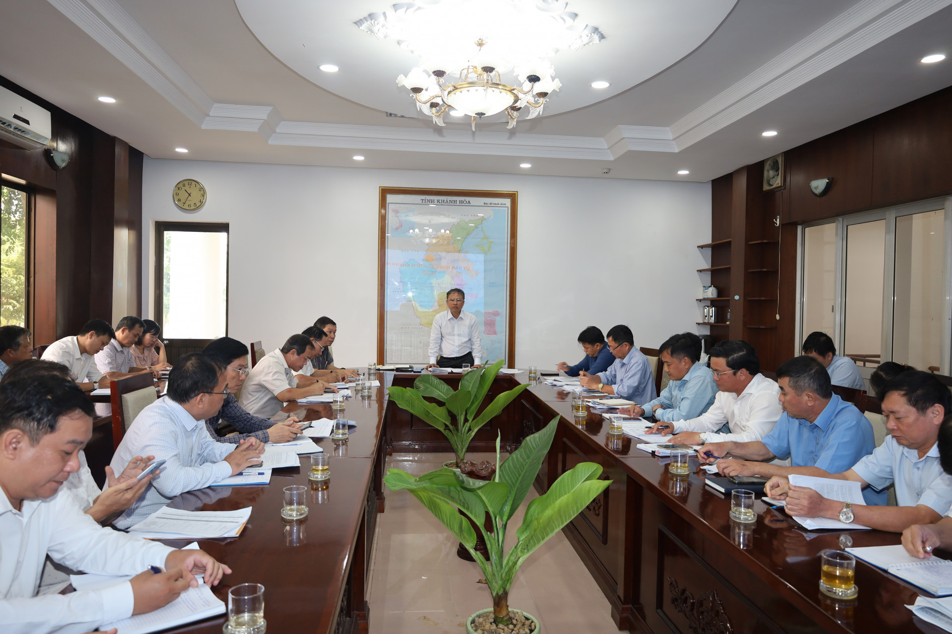 Đồng chí Trần Hòa Nam chỉ đạo tại cuộc họp