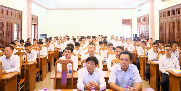 Quang cảnh buổi tập huấn.