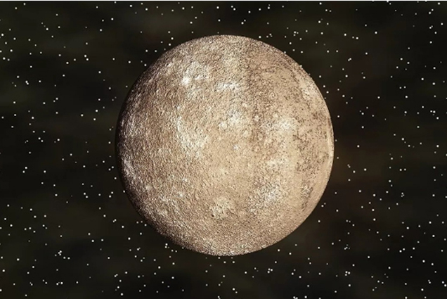 Hành tinh nhỏ nhất hệ Mặt Trời đang dần co lại