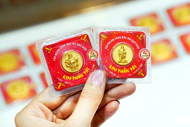 Giá vàng ngày 17/10: Vàng SJC điều chỉnh giảm sau chuỗi ngày tăng giá