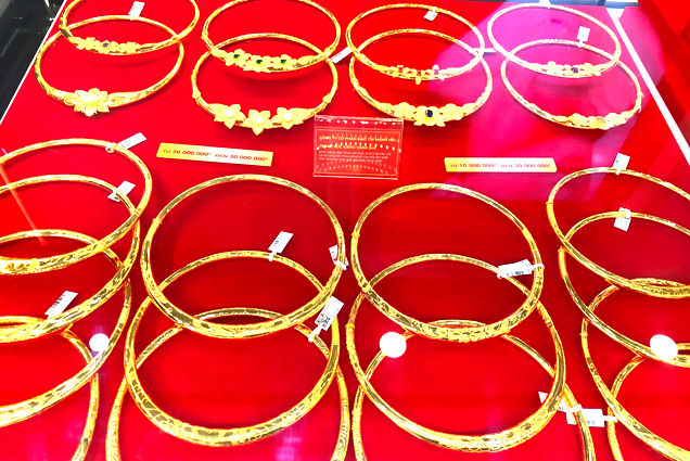 Giá vàng lên mức cao nhất gần 1 tuần qua