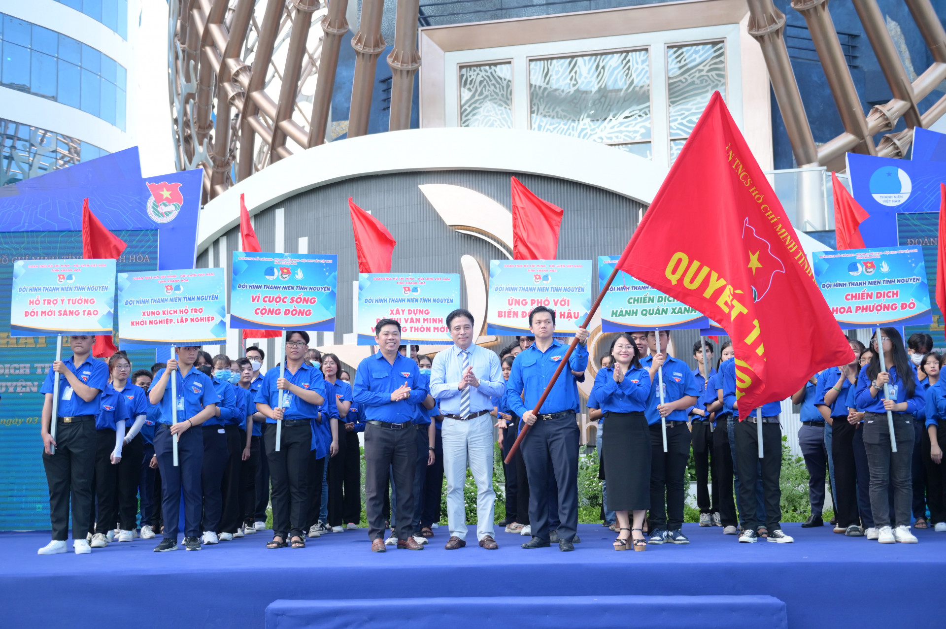 Tỉnh đoàn - Hội Liên hiệp Thanh niên Việt Nam tỉnh phát động Chiến dịch Thanh niên tình nguyện hè năm 2023.