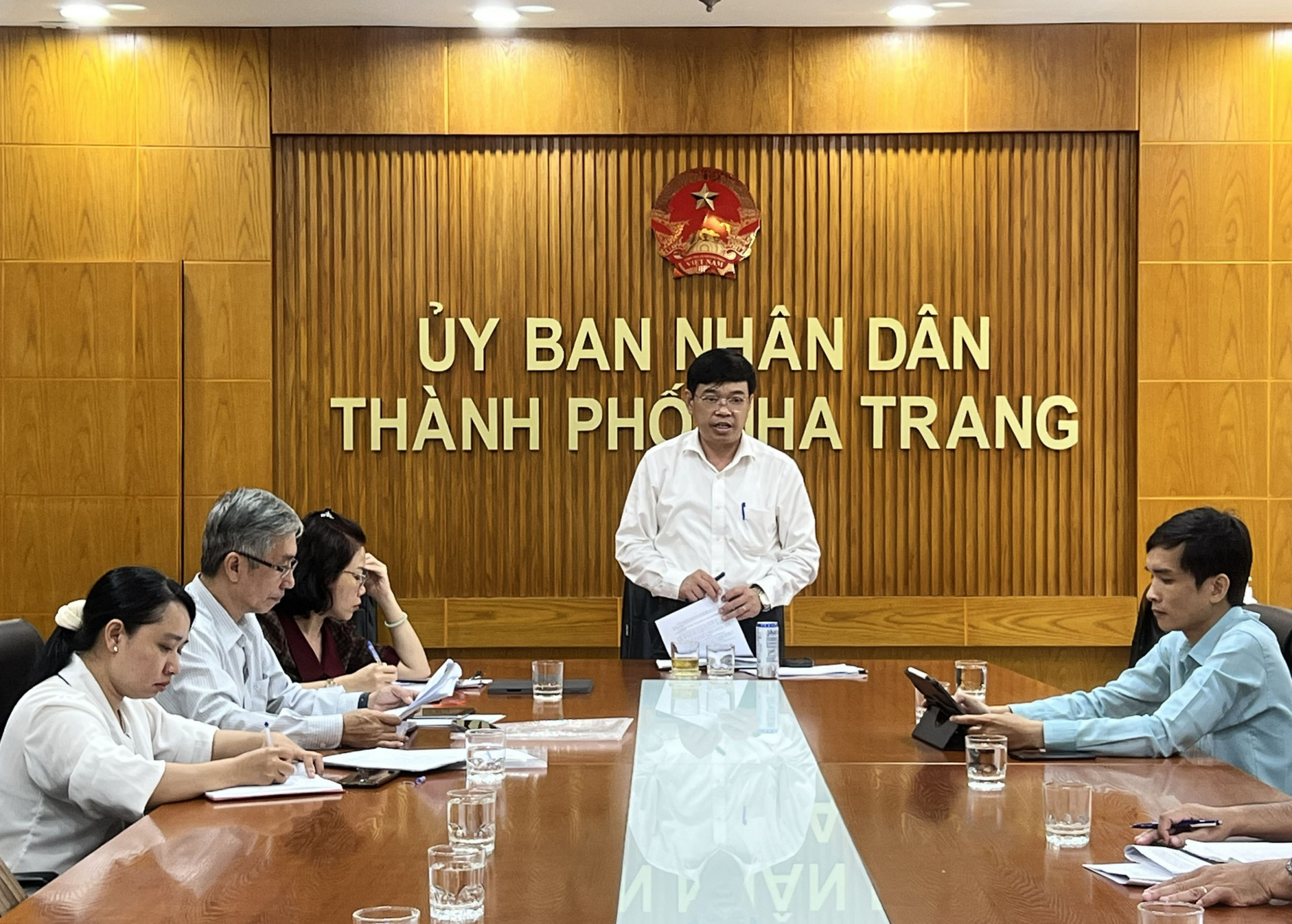 Ông Nguyễn Sỹ Khánh - Chủ tịch UBND thành phố kết luận cuộc họp. 