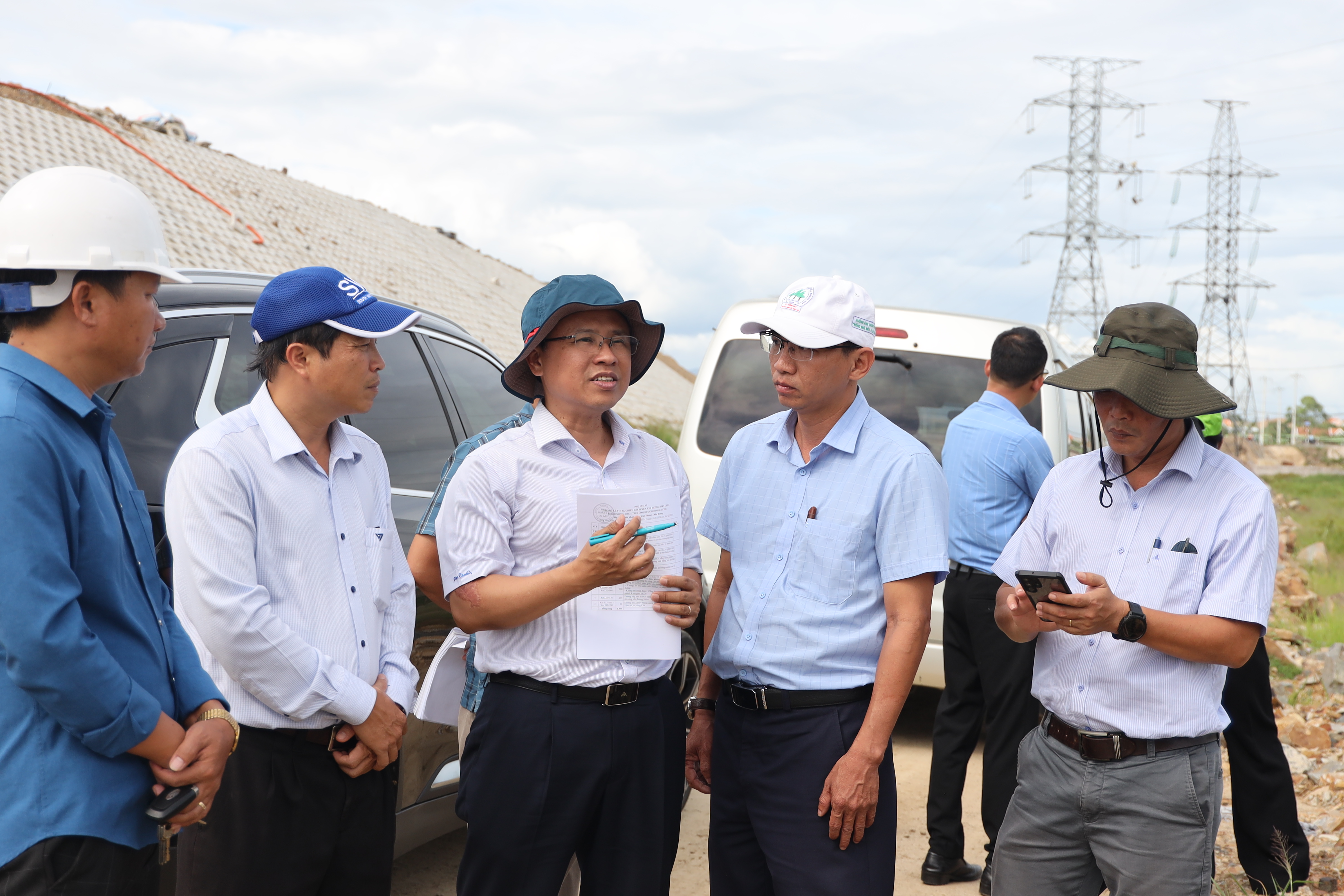 Ninh Hòa: Khẩn trương giải phóng mặt bằng 2 dự án đường bộ cao tốc