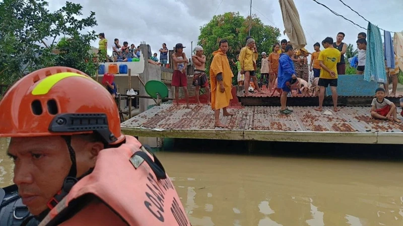Số người chết do bão Trami tại Philippines tăng lên 46
