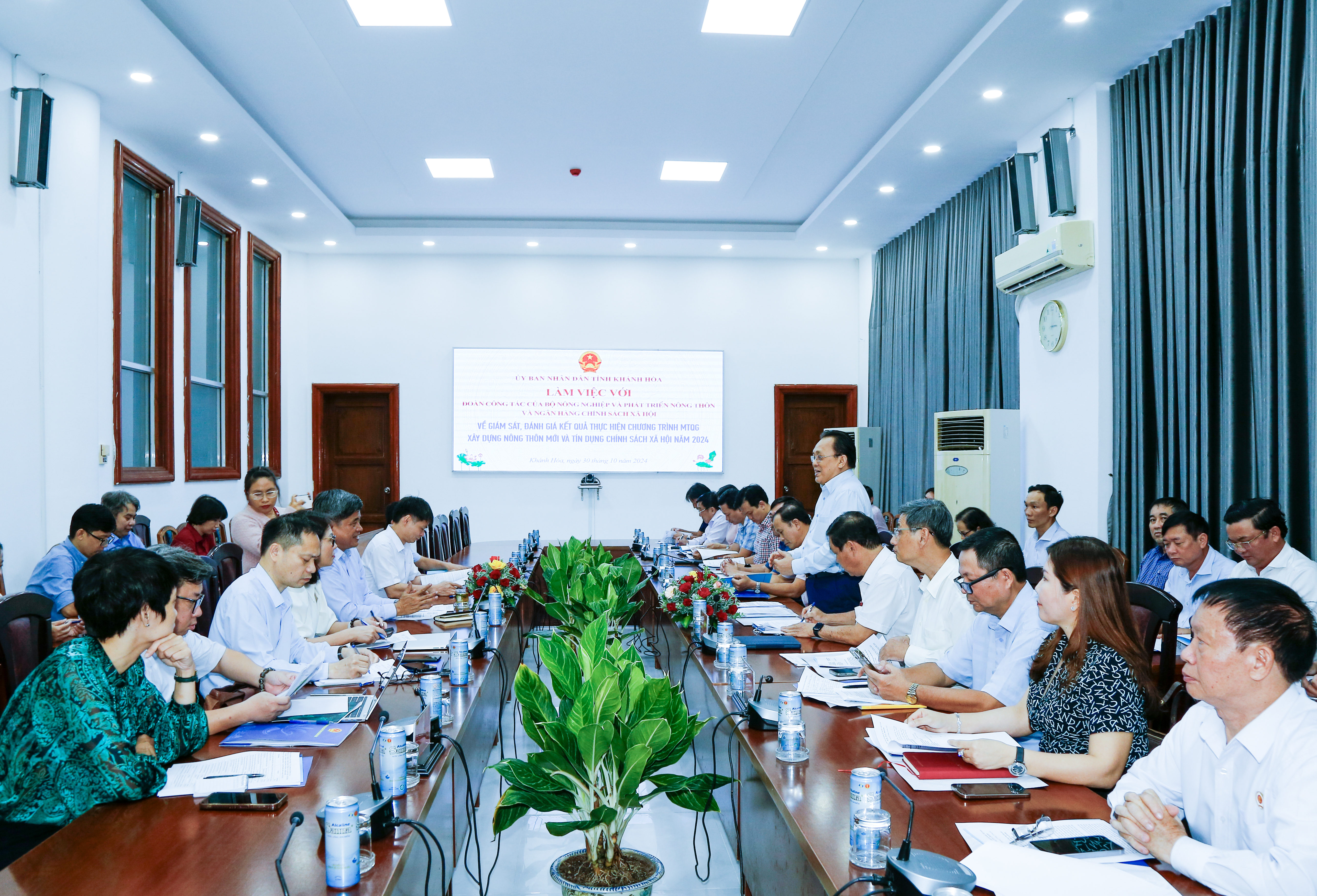 Thứ trưởng Bộ Nông nghiệp và Phát triển nông thôn làm việc với Khánh Hòa về chương trình nông thôn mới