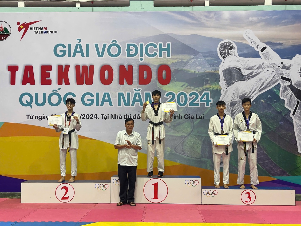 Athlete Vo Anh Quyen win gold medal in men’s combat 51kg

