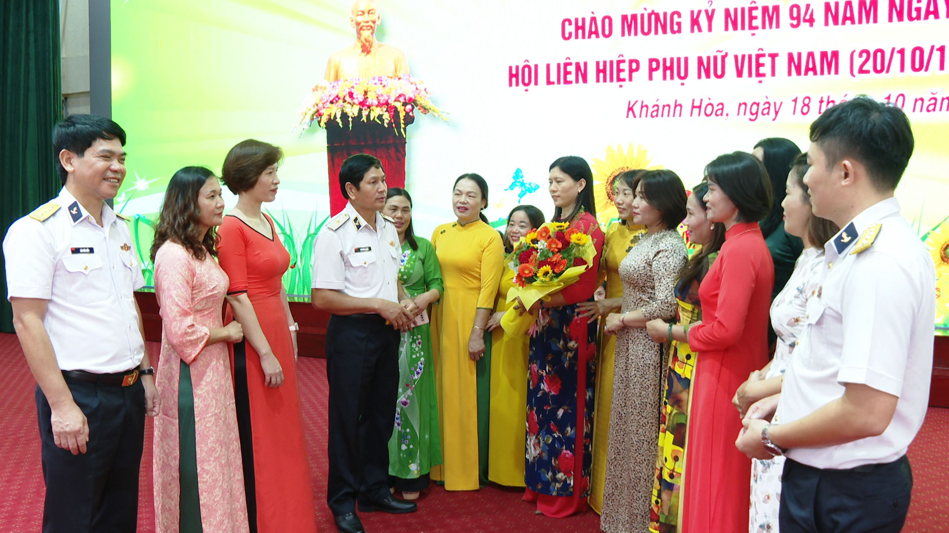 Vùng 4 Hải quân: Gặp mặt cán bộ, hội viên phụ nữ nhân Ngày Phụ nữ Việt Nam