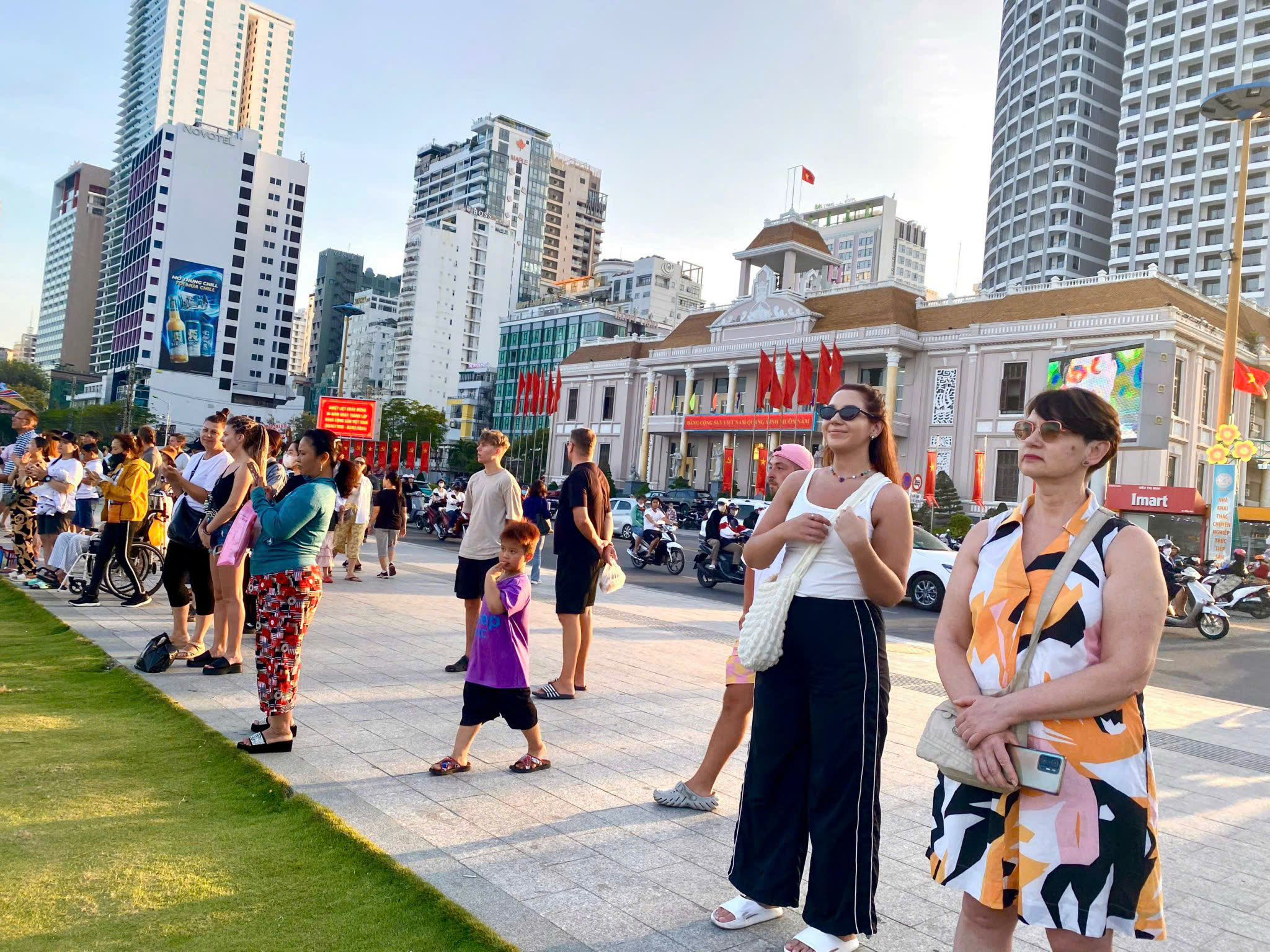 Du lịch Khánh Hoà ngày càng thu hút đông đảo du khách