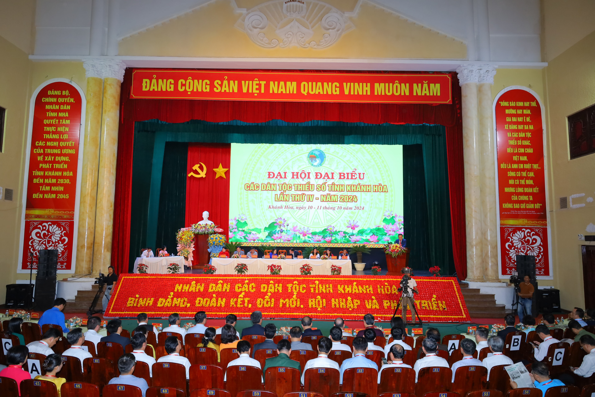 Quang cảnh tại Đại hội