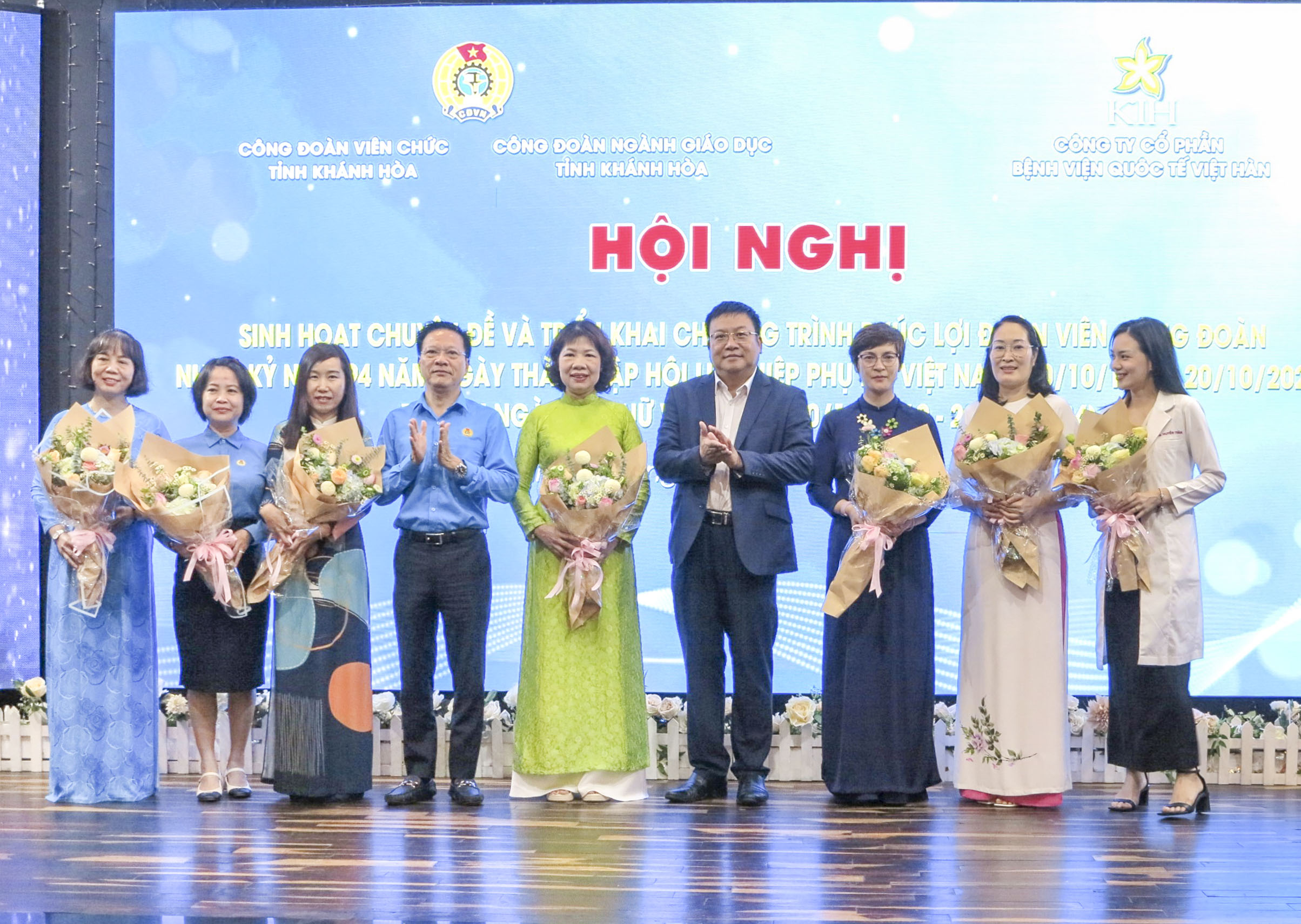 Công đoàn Viên chức và Công đoàn ngành Giáo dục tỉnh Khánh Hòa: Sinh hoạt chuyên đề nhân Ngày Phụ nữ Việt Nam