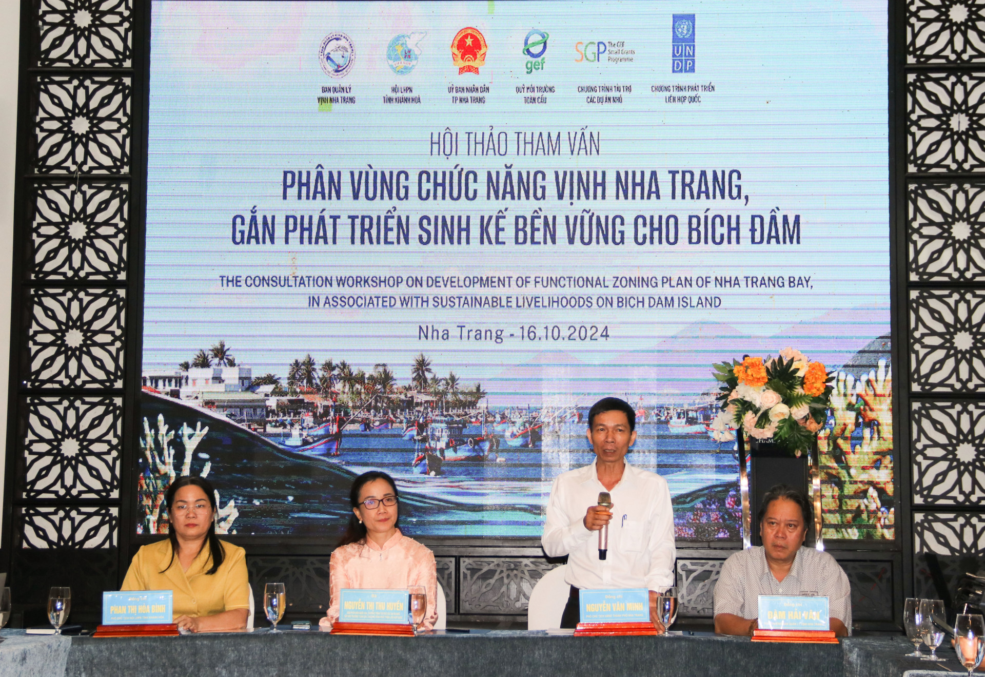 Hội thảo tham vấn về phân vùng chức năng vịnh Nha Trang gắn phát triển sinh kế bền vững cho Bích Đầm