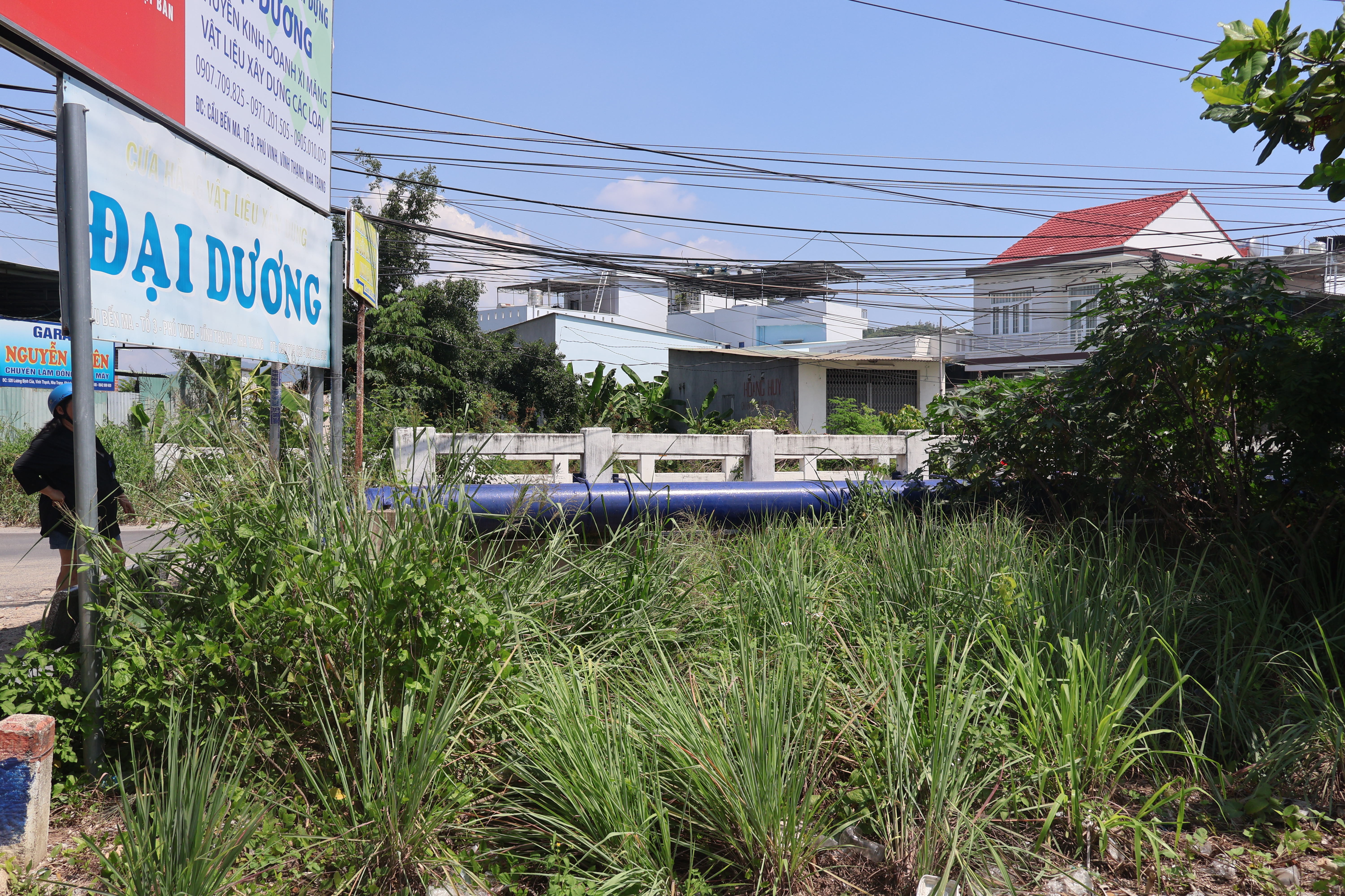 Cần đầu tư hệ thống thoát nước ở khu vực cầu Bến Ma