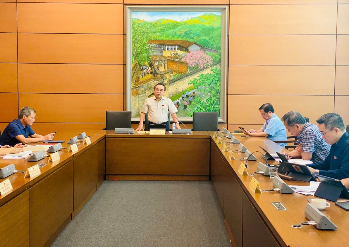 Quyết liệt khắc phục các điểm nghẽn để thúc đẩy kinh tế phát triển