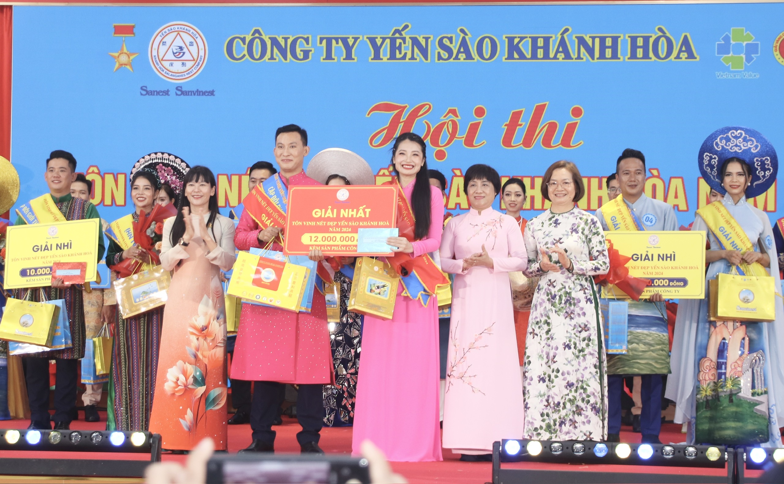 Hội thi tôn vinh nét đẹp Yến sào Khánh Hòa