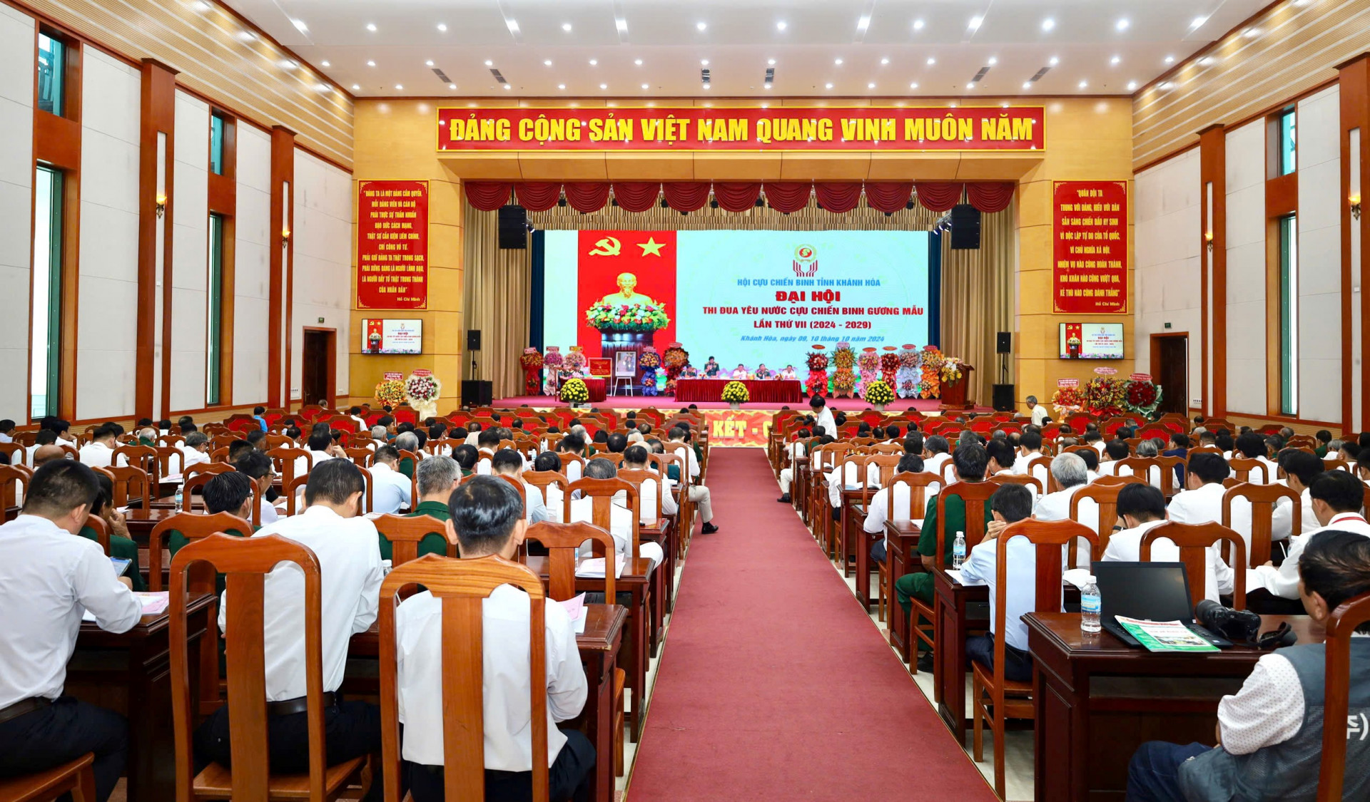 Quang cảnh đại hội.