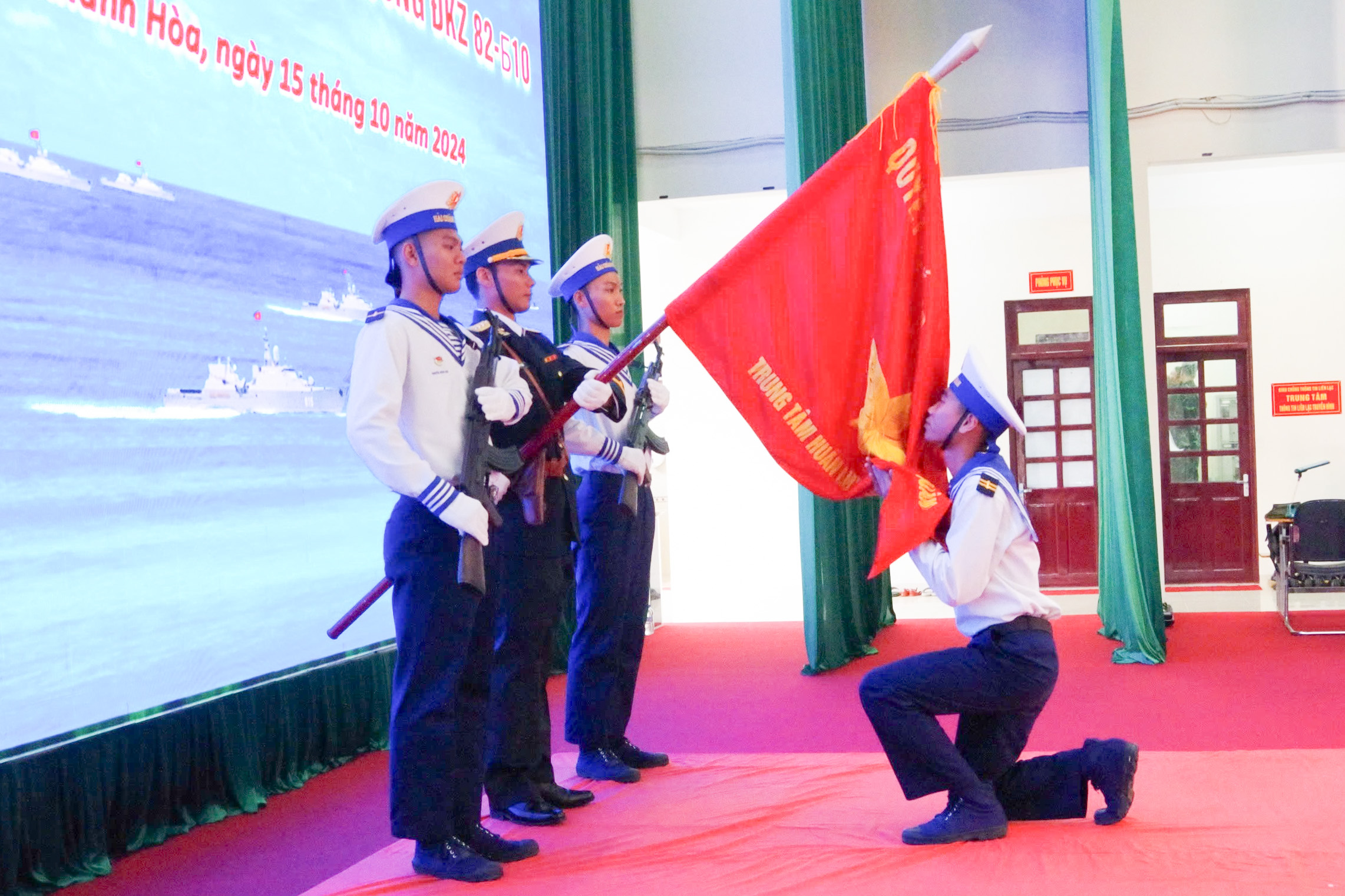 Trung tâm Huấn luyện Vùng 4 Hải quân: Tổ chức tốt nghiệp đào tạo Hạ sĩ quan chỉ huy khóa 28