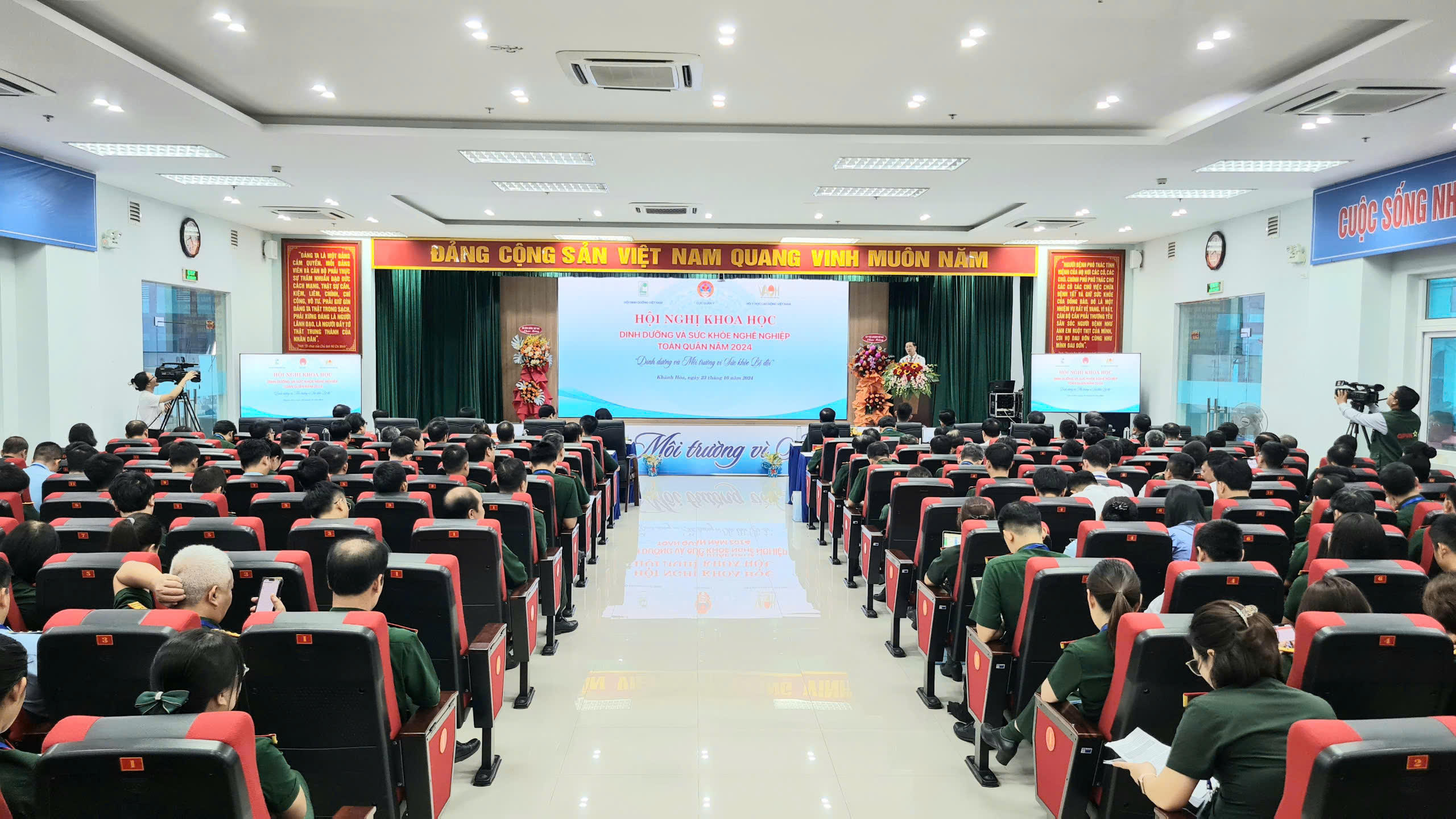 Hội nghị khoa học về dinh dưỡng và sức khỏe nghề nghiệp toàn quân năm 2024