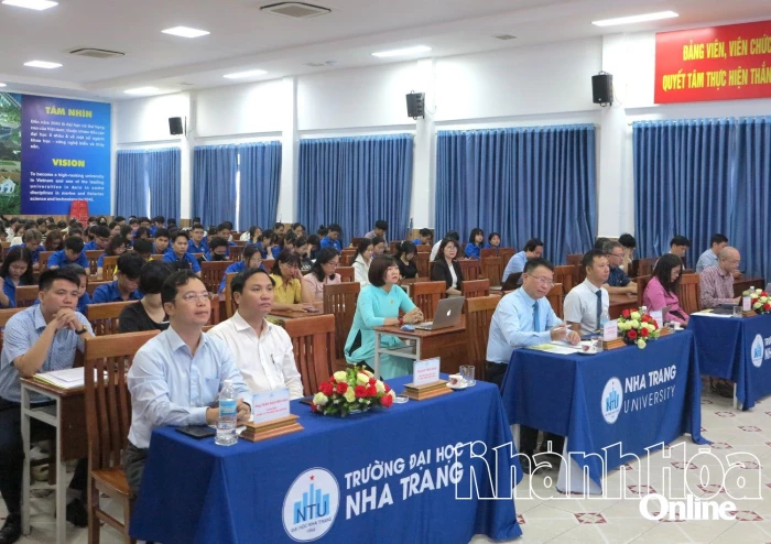 Diễn đàn xây dựng chính sách hỗ trợ học sinh, sinh viên