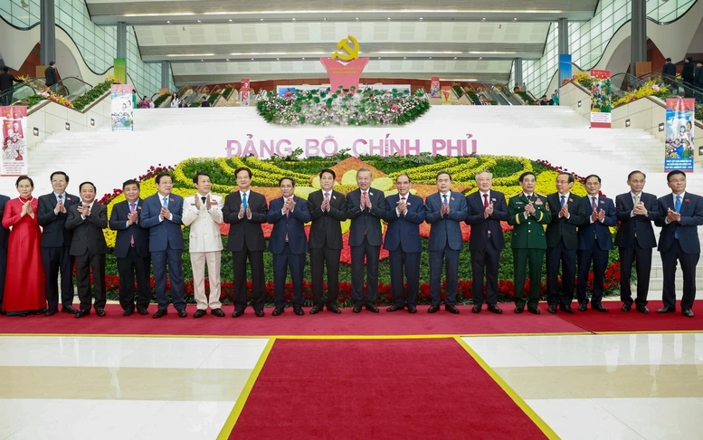 Các đồng chí lãnh đạo Đảng, Nhà nước dự Đại hội Đảng bộ Chính phủ lần thứ I, nhiệm kỳ 2025-2030 - Ảnh: VGP/Nhật Bắc