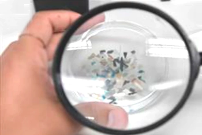 Phát hiện vi nhựa trong nước mưa