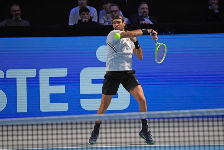 Berrettini vượt qua Norrie sau ba set nghẹt thở