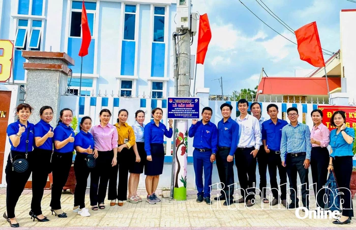 Tuổi trẻ Điện lực Khánh Hòa xung kích, tình nguyện