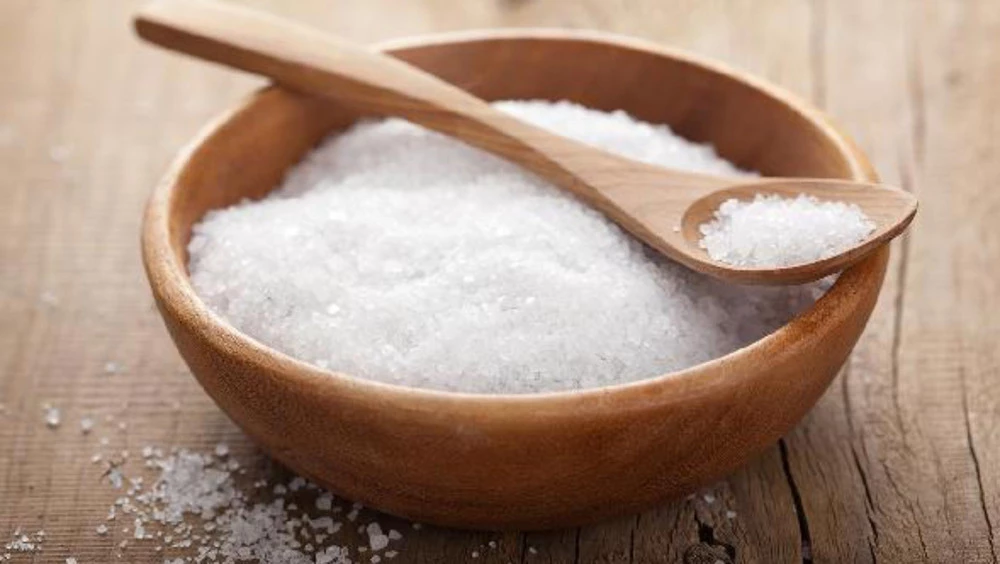 Muối giống như ánh nắng, khi vừa đủ thì nuôi dưỡng sự sống, khi quá mức thì gây hại. (Ảnh: ITN)