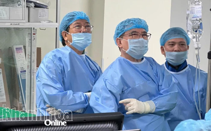Bệnh viện Đa khoa Khánh Hòa triển khai kỹ thuật hiện đại OCT mạch vành trong chẩn đoán tim mạch