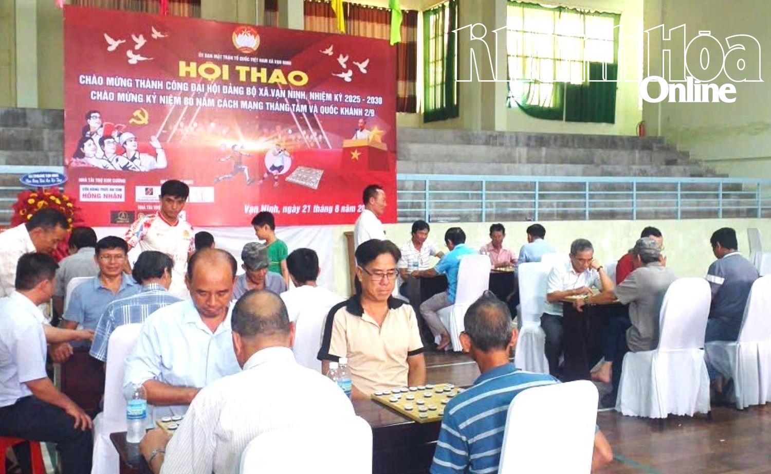 Một hoạt động thể thao được tổ chức trên địa bàn xã Vạn Ninh.