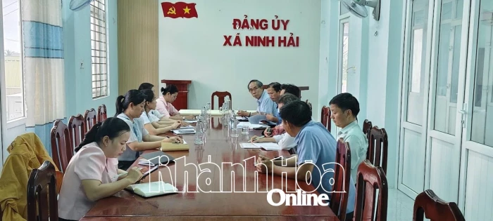 Kiểm tra công tác phòng, chống sốt xuất huyết tại xã Ninh Hải