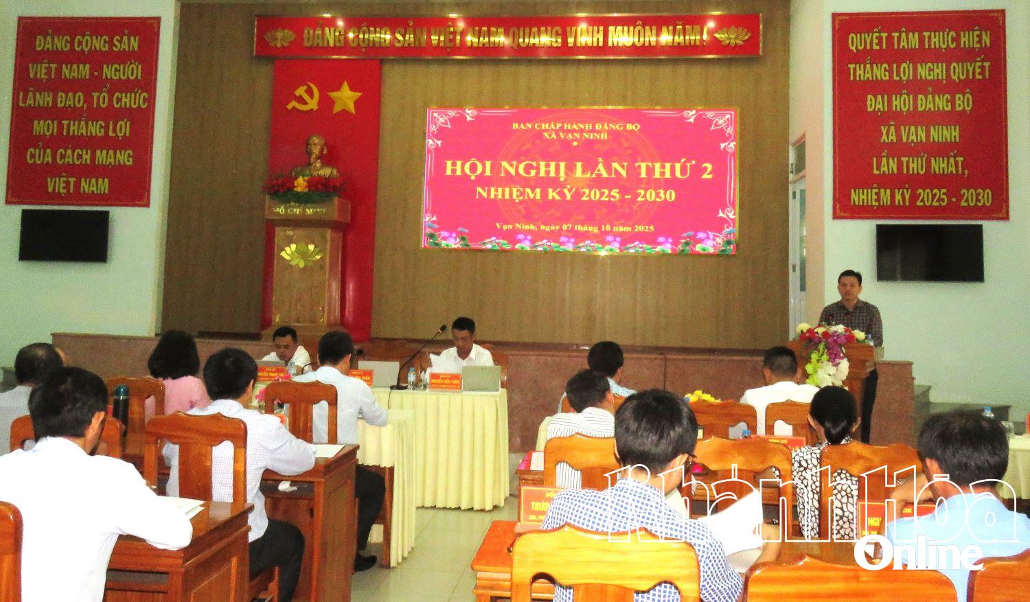 Quang cảnh hội nghị.