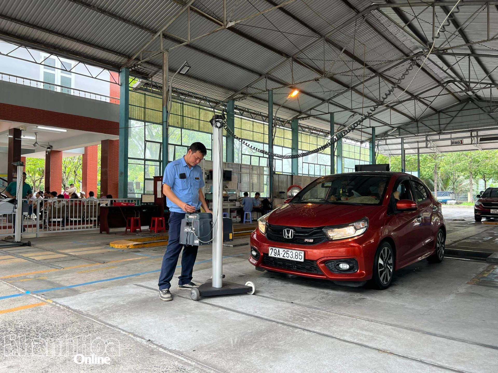 Hạt động tại Trung tâm Đăng kiểm xe cơ giới Khánh Hòa