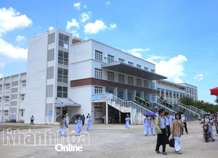 Tạo bước đột phá, đưa giáo dục Khánh Hòa nằm trong nhóm 15 tỉnh, thành dẫn đầu toàn quốc