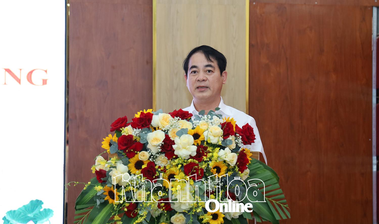 Bí thư Tỉnh ủy Nghiêm Xuân Thành phát biểu khai mạc hội thảo. 