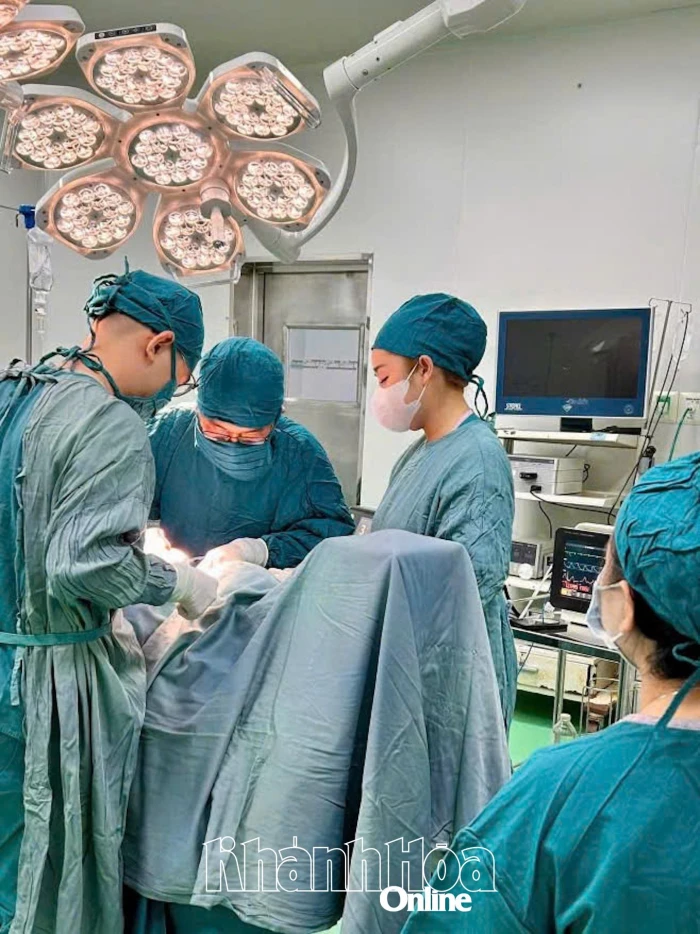 Bệnh viện Đa khoa Ninh Thuận phẫu thuật thành công trường hợp u tuyến cận giáp hiếm gặp