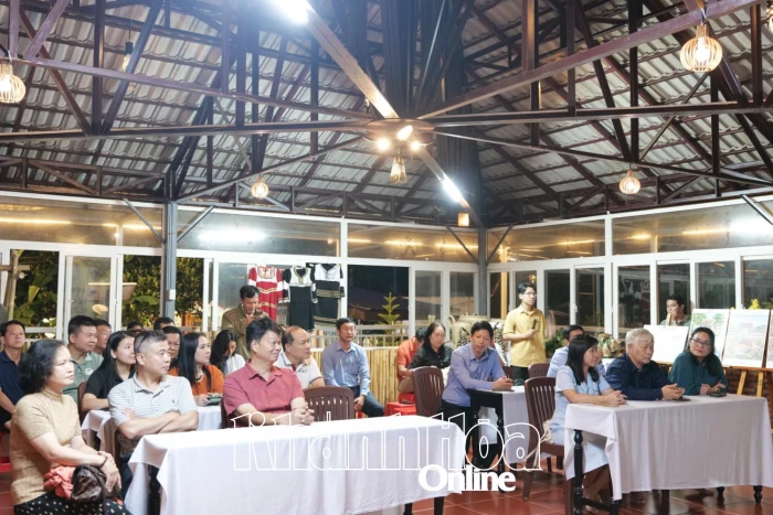 Tour thử nghiệm “Du lịch nông thôn gắn với phát huy giá trị văn hoá bản địa”