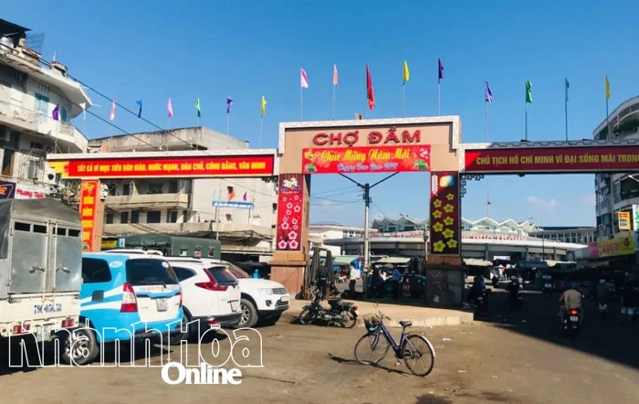 Tăng cường đảm bảo an ninh trật tự, an toàn giao thông tại các chợ