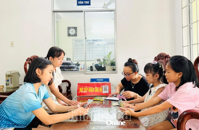 Kết thúc đợt tiếp nhận ủng hộ đồng bào các tỉnh bị thiệt hại do bão số 10