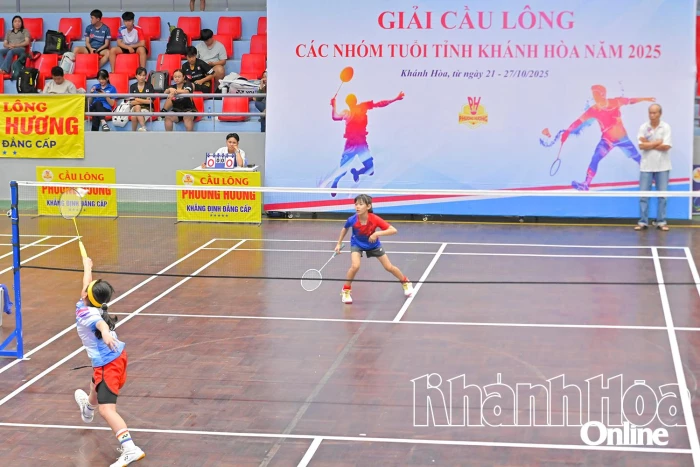 Hấp dẫn giải cầu lông các nhóm tuổi