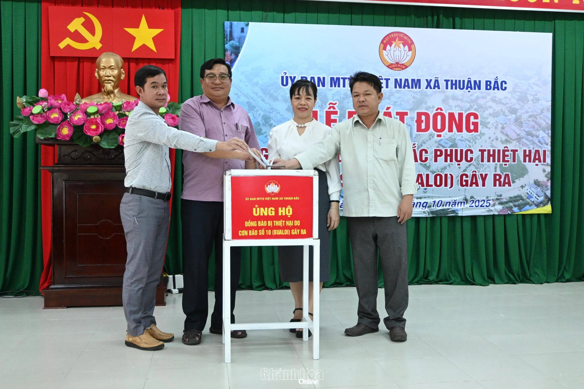 Cán bộ, nhân dân xã Thuận Bắc ủng hộ 