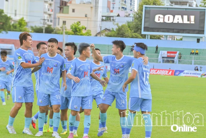 Vòng 4, Giải hạng Nhất quốc gia: Những cuộc đối đầu thú vị