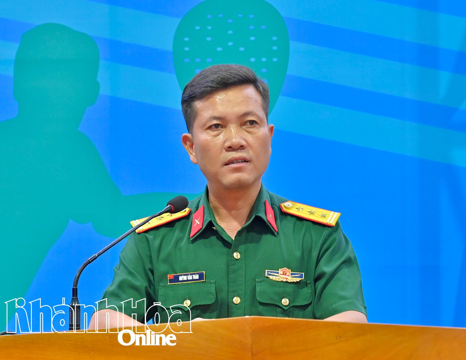 Thượng tá Huỳnh Văn Toàn-Uỷ viên Ban Thường vụ Đảng uỷ Quân sự tỉnh, Phó Chỉ huy trưởng kiêm tham mưu trưởng Bộ Chỉ huy quân sư tỉnh phát biểu khai mạc giải.