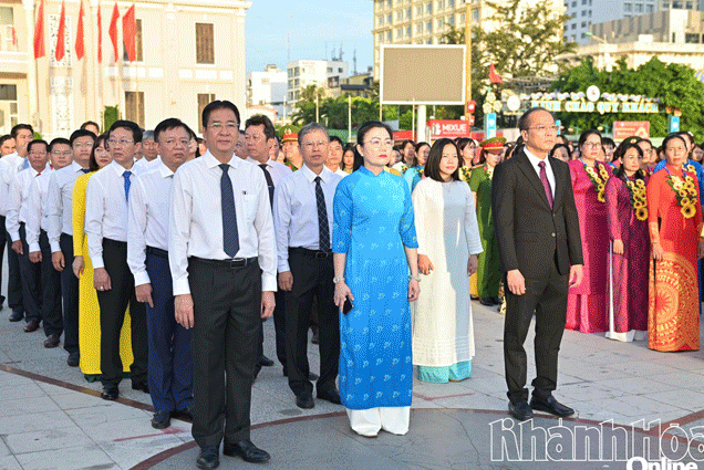 Podcast: Bản tin ngày 6-10