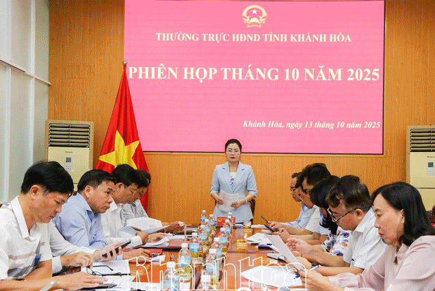 Podcast: Bản tin ngày 14-10