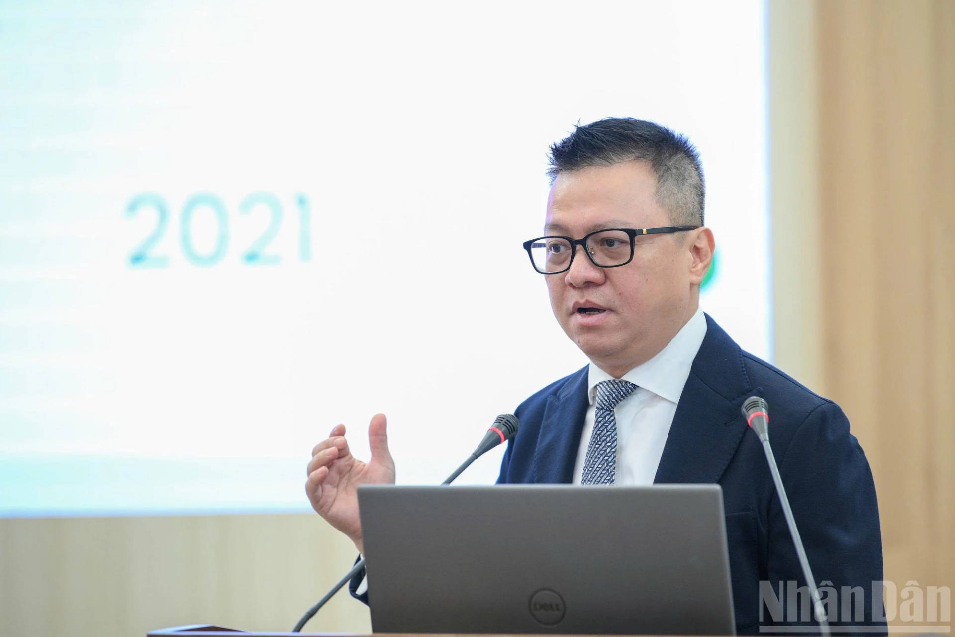 Đồng chí Lê Quốc Minh, Tổng Biên tập Báo Nhân Dân phát biểu tại buổi lễ.