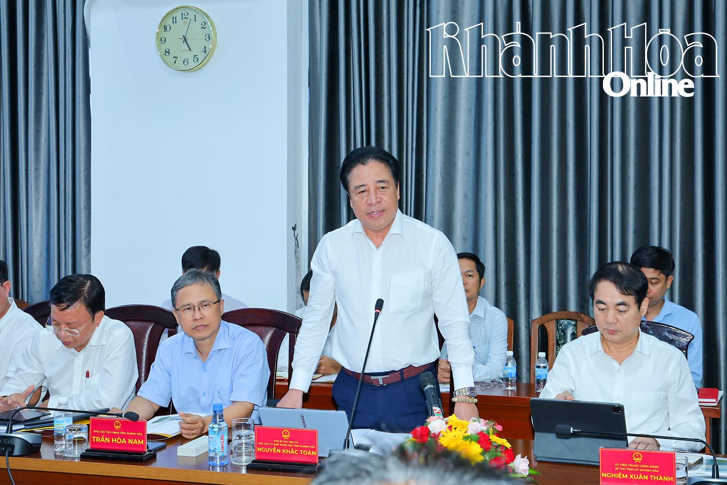 Đồng chí Nguyễn Khắc Toàn phát biểu kết luận tại buổi làm việc.