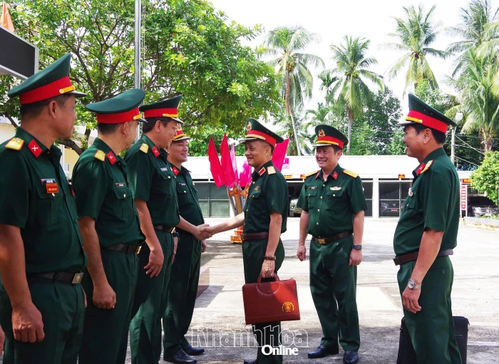 Đoàn công tác Bộ Quốc phòng kiểm tra Ban Chỉ huy phòng thủ khu vực 2 - Diên Khánh