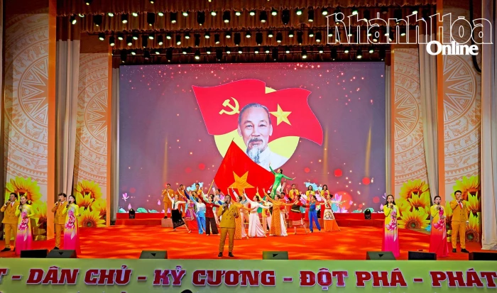 Chiều nay (15-10), diễn ra Đại hội Thi đua yêu nước tỉnh Khánh Hòa lần thứ I (2025 - 2030)